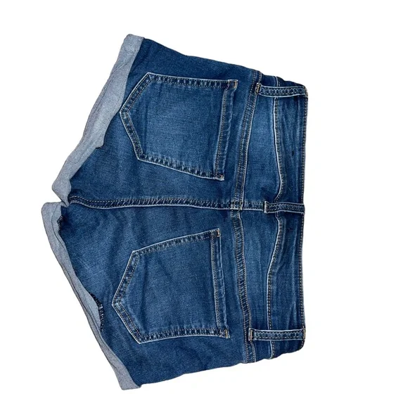 Fashion nova shorts - Picture 2 of 2